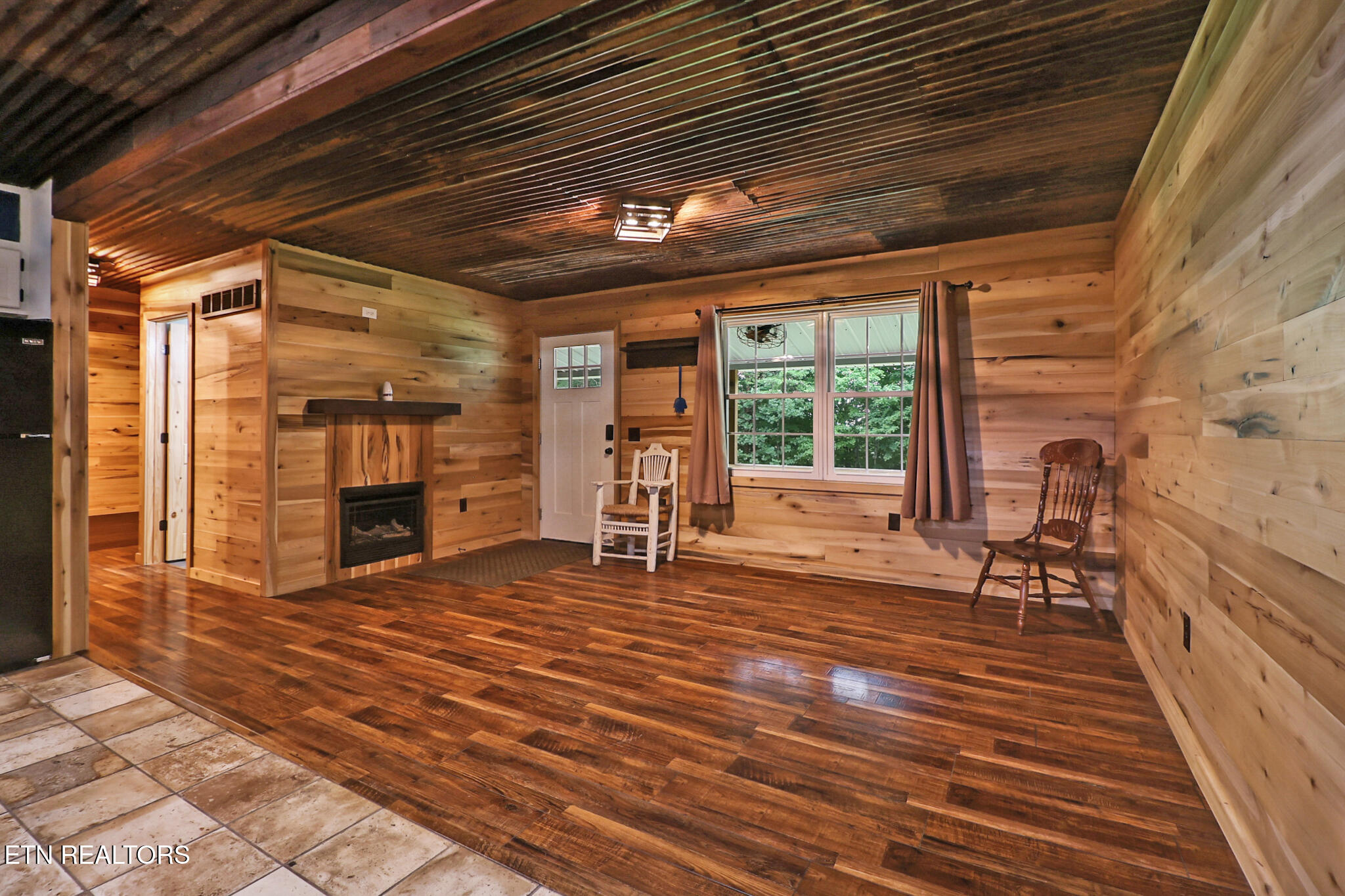 615 East Robbins Road Robbins, TN 37852 - Photo 20 of 44 n44a4019-n44a4023