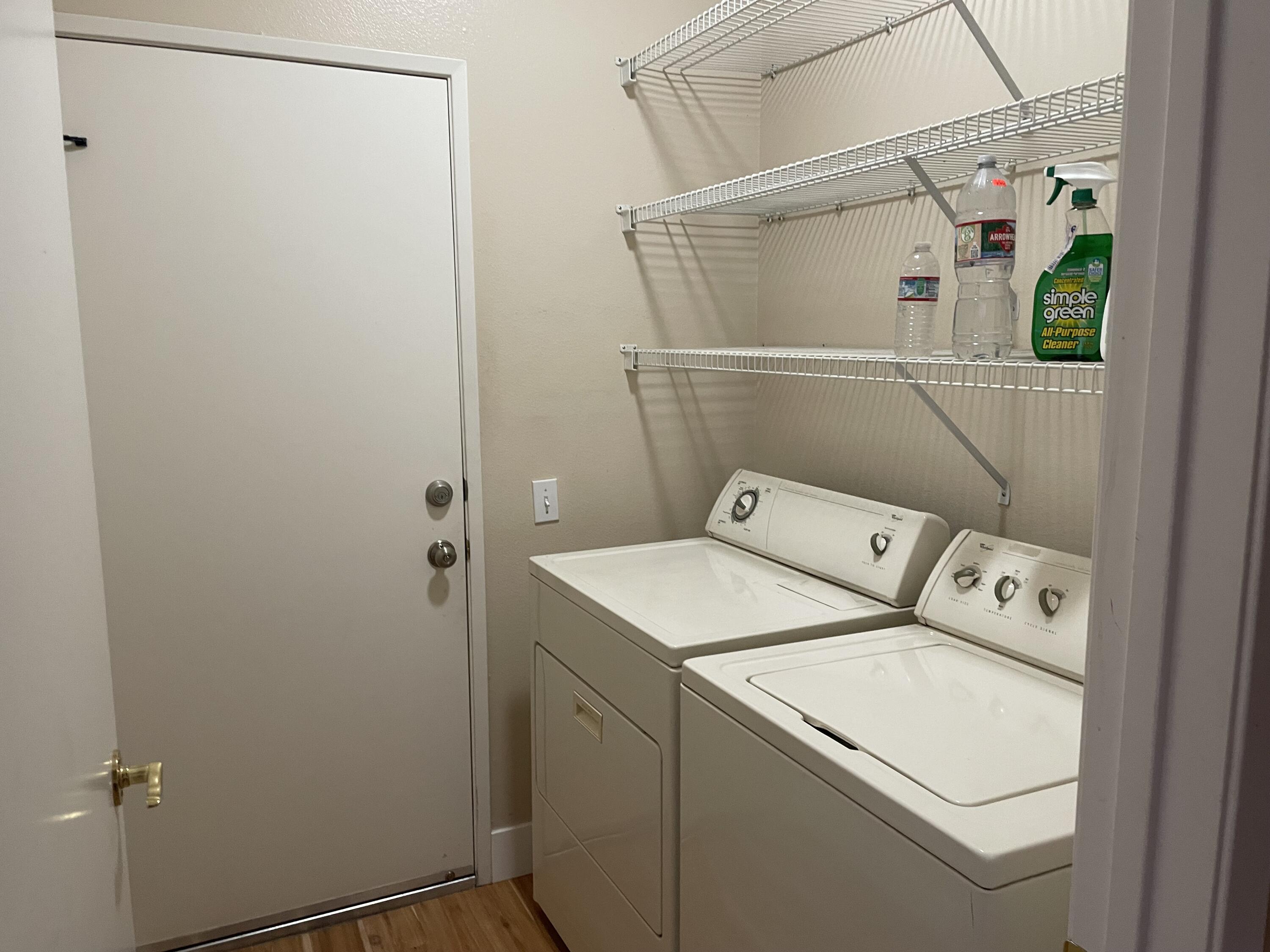 78724 Palm Tree Avenue Palm Desert, CA 92211 - Photo 11 of 14 a utility room with dryer and washer