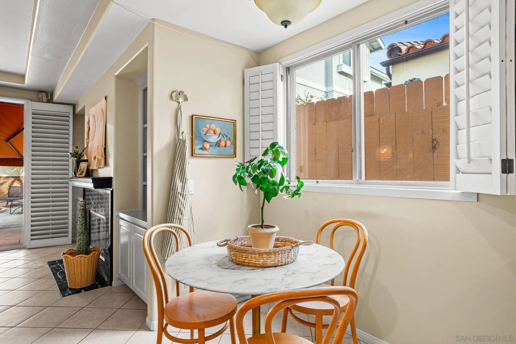 7455 Draper Avenue, Unit 2 La Jolla, CA 92037 - Photo 14 of 39