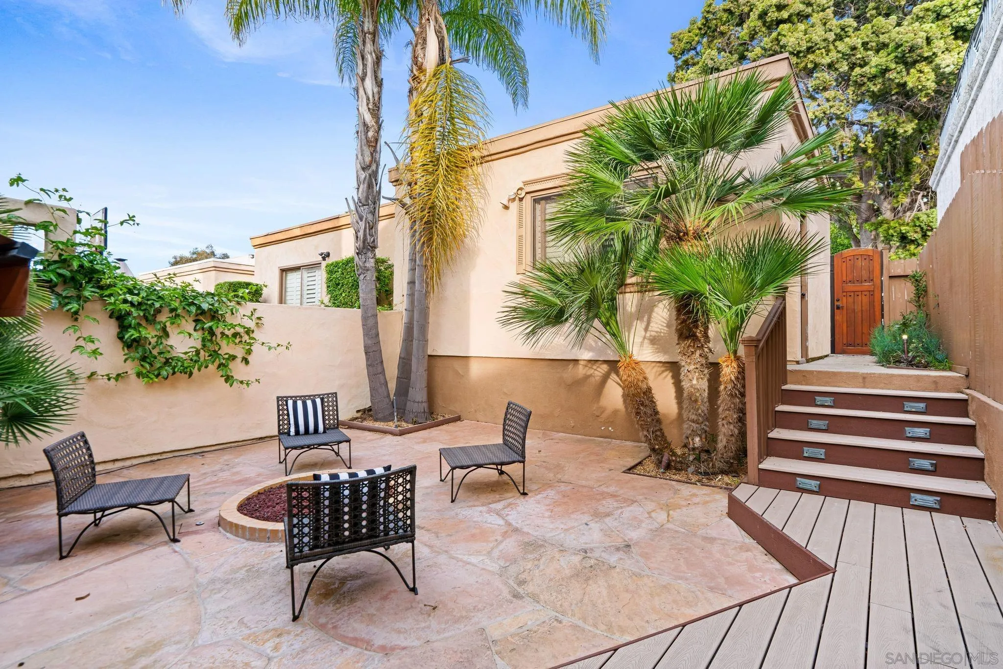 7455 Draper Avenue, Unit 2 La Jolla, CA 92037 - Photo 20 of 39