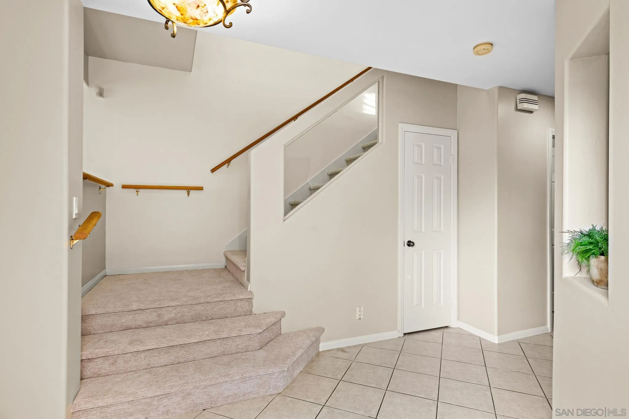 7455 Draper Avenue, Unit 2 La Jolla, CA 92037 - Photo 21 of 39