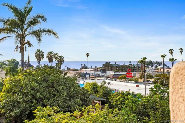 $2,299,000 | 7455 Draper Avenue, Unit 2, La Jolla, CA 92037