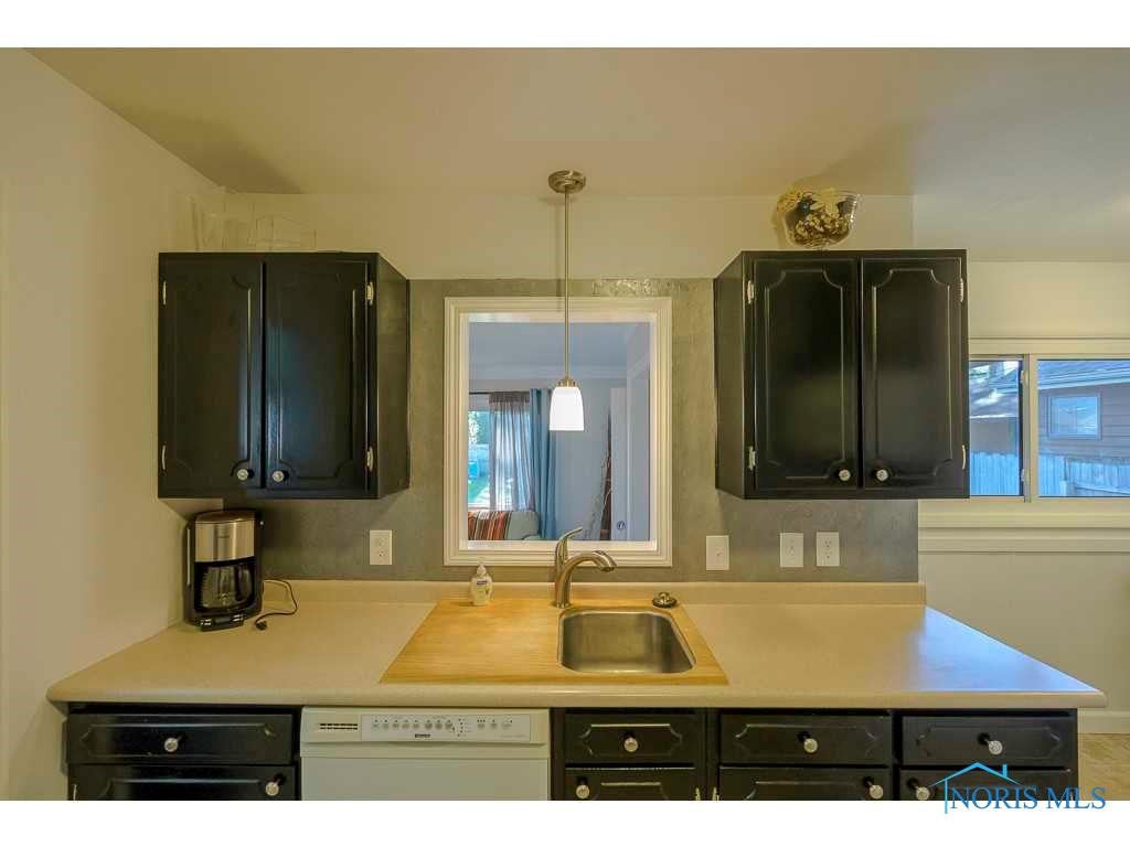 4233 Bowen Road Toledo, OH 43613 - Photo 12 of 19 Gallery Image 12