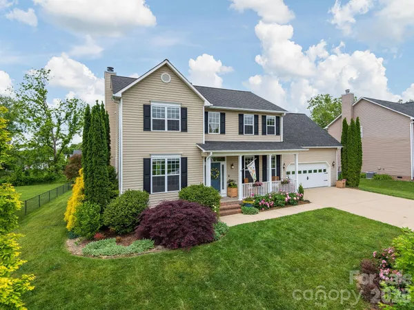 $600,000 | 288 Walnut Crest Road, Fletcher, NC 28732