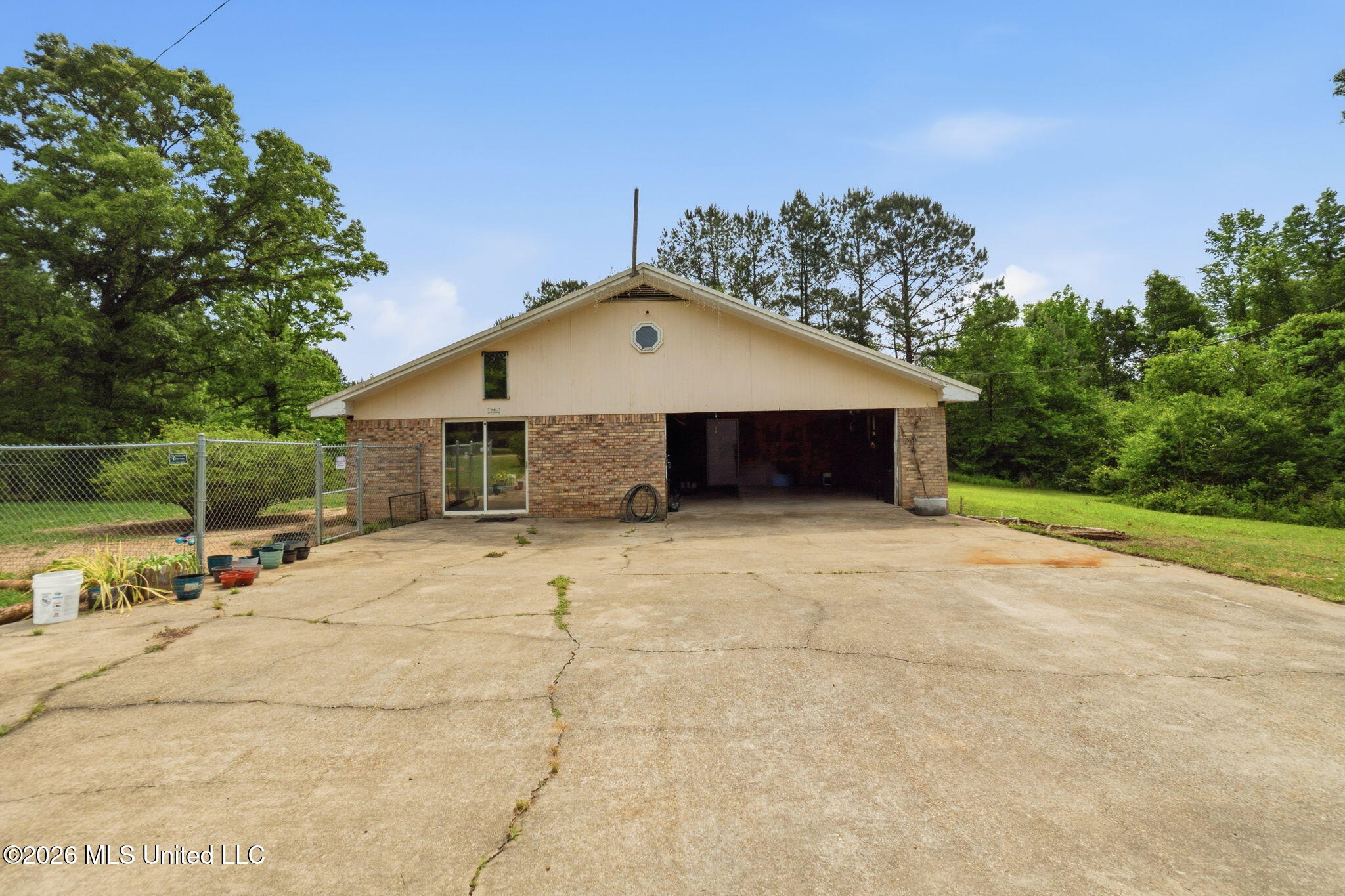 84 Mt Canaan Road Tylertown, MS 39667 - Photo 37 of 37 exterior-garage