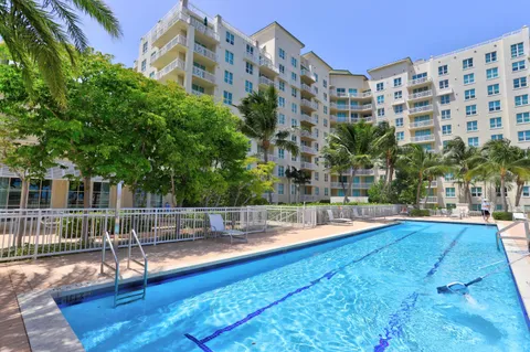 $285,000 | 400 North Federal Highway, Unit 308N, Boynton Beach, FL 33435
