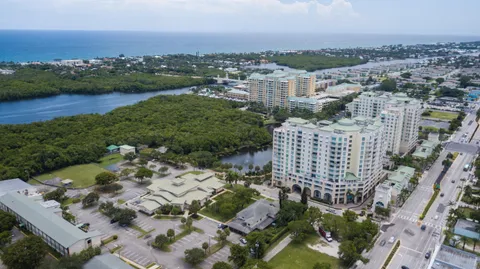 $285,000 | 400 North Federal Highway, Unit 308N, Boynton Beach, FL 33435