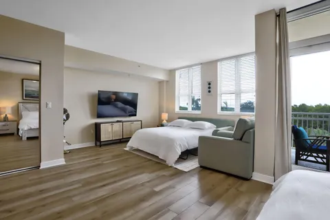 $285,000 | 400 North Federal Highway, Unit 308N, Boynton Beach, FL 33435