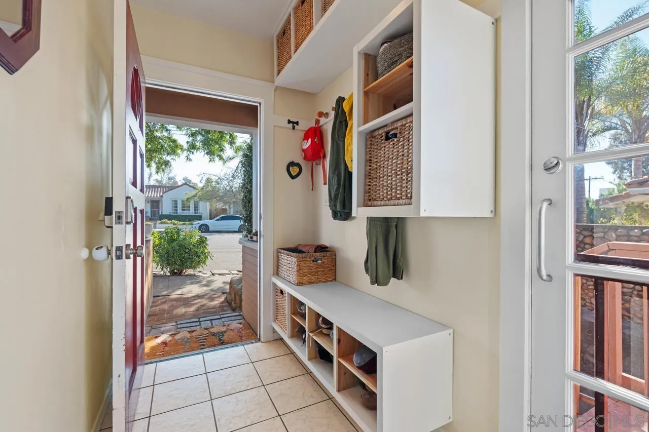 1042 Lincoln Avenue San Diego, CA 92103 - Photo 6 of 46