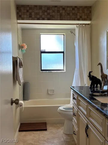 $269,900 | 1112 Southwest 11th Court, Cape Coral, FL 33991