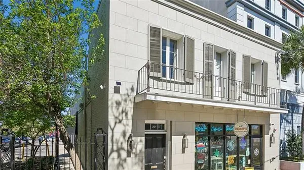 $239,500 | 427 Esplanade Avenue, Unit 105, New Orleans, LA 70116