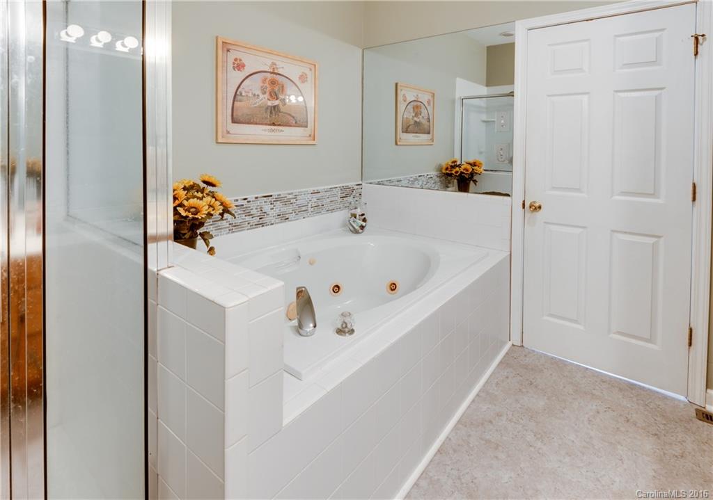 9715 Kerns Road Huntersville, NC 28078 - Photo 12 of 24 Gallery Image 12