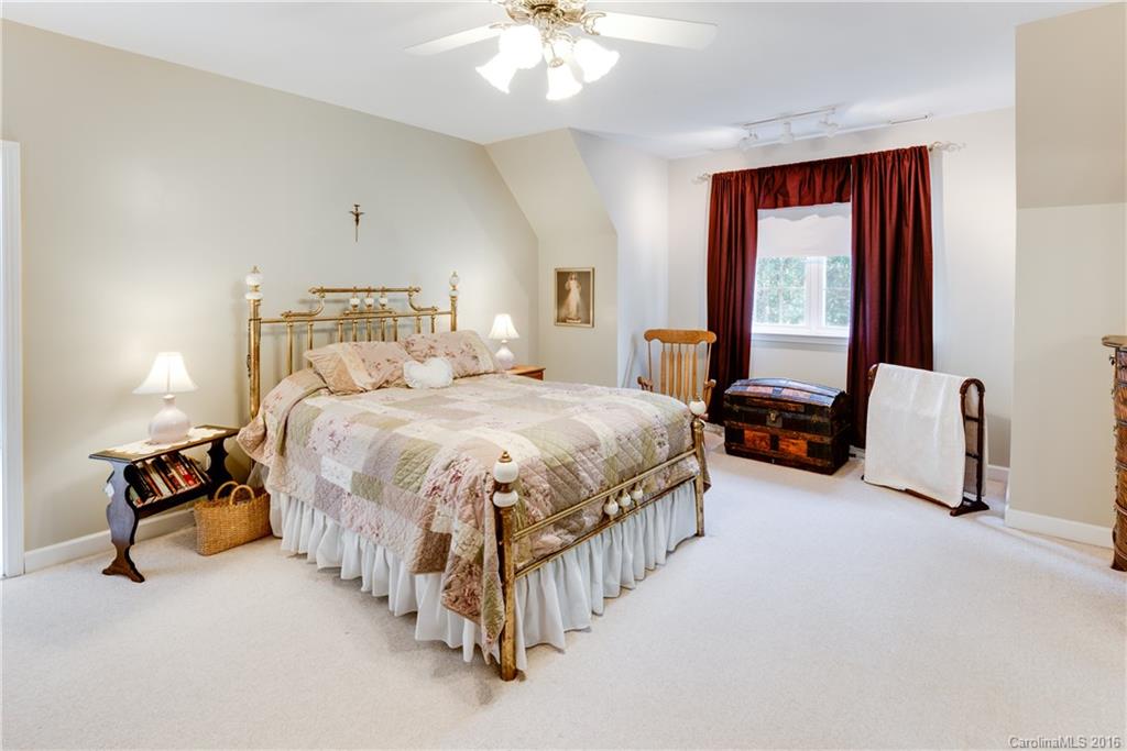 9715 Kerns Road Huntersville, NC 28078 - Photo 17 of 24 Gallery Image 17
