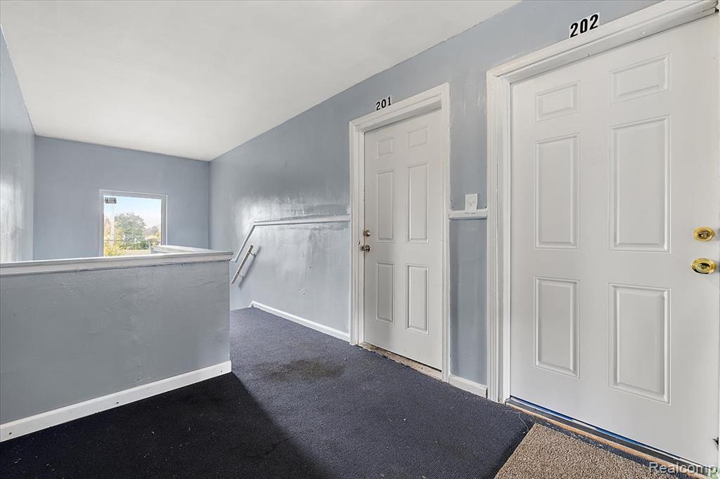 15860 Joy Road Detroit, MI 48228 - Photo 58 of 99