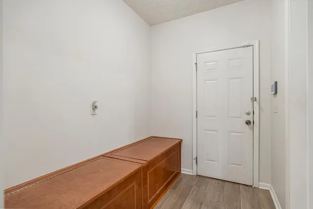 a view of utility room