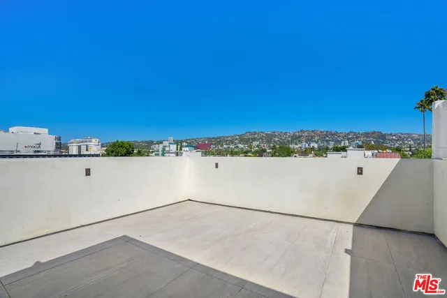 a view of a terrace view