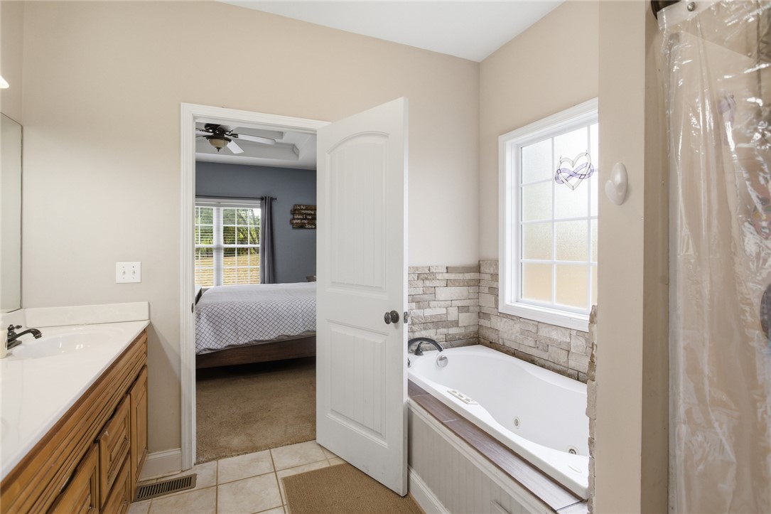 520 Serria Way Seneca, SC 29678 - Photo 21 of 33