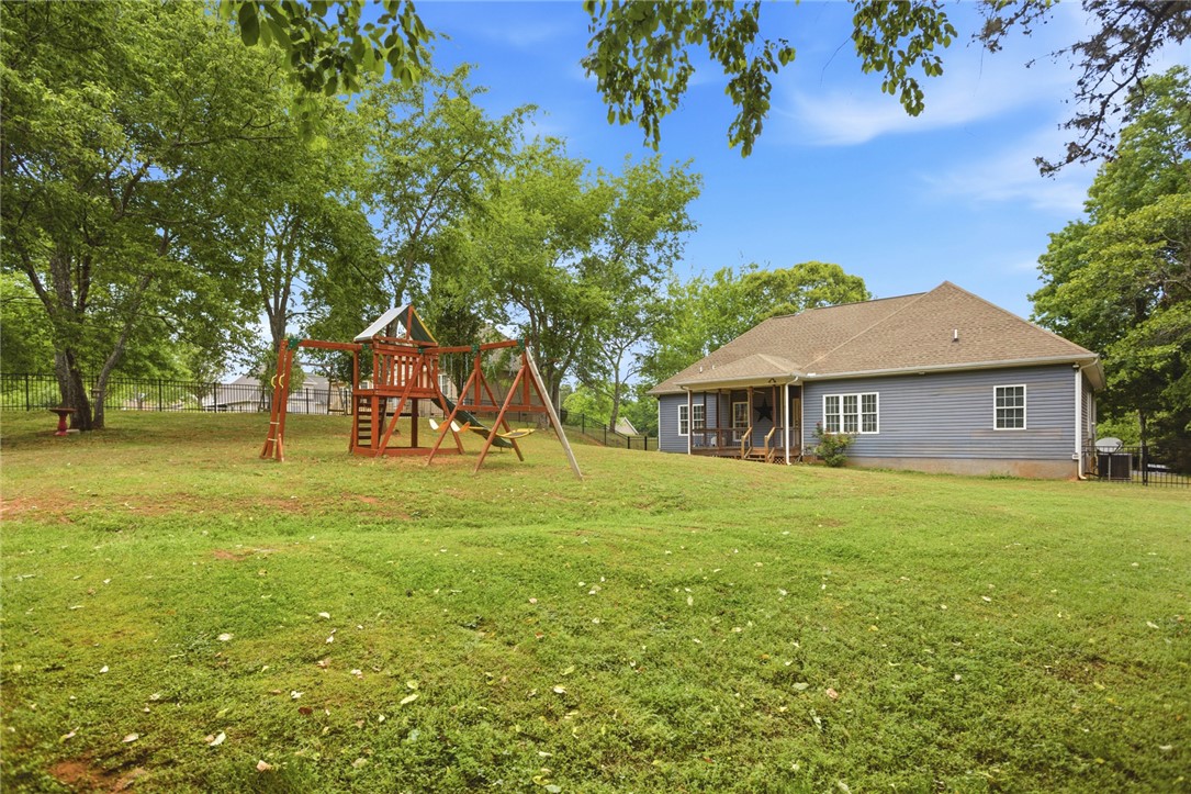 520 Serria Way Seneca, SC 29678 - Photo 28 of 33