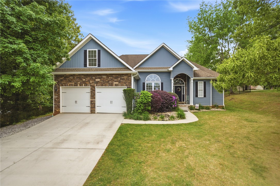 520 Serria Way Seneca, SC 29678 - Photo 4 of 33