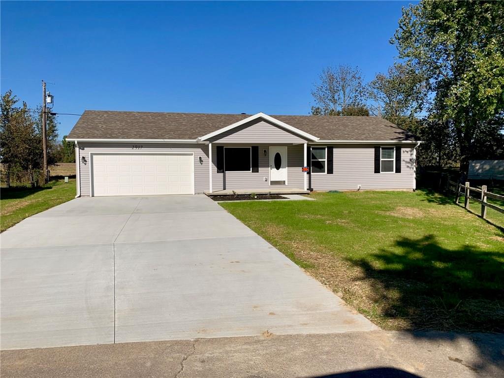 2917 Randal Court Columbus, IN 47203 - Photo 1 of 9 Gallery Image 1