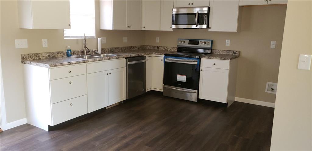 2917 Randal Court Columbus, IN 47203 - Photo 3 of 9 Gallery Image 3