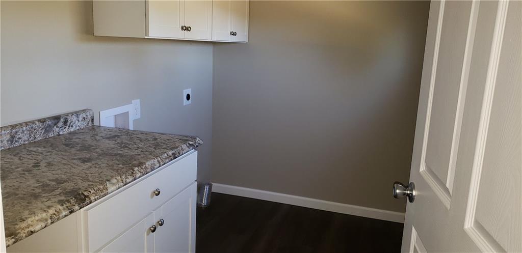 2917 Randal Court Columbus, IN 47203 - Photo 4 of 9 Gallery Image 4