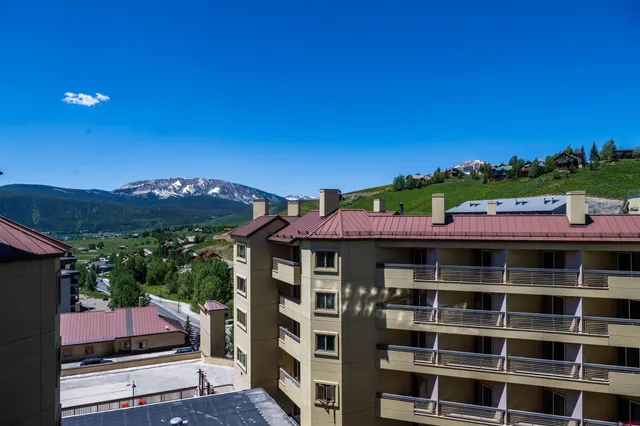 $1,686,000 | 500 Gothic Road, Unit 613, Crested Butte, CO 81225
