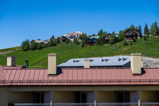 $1,686,000 | 500 Gothic Road, Unit 613, Crested Butte, CO 81225