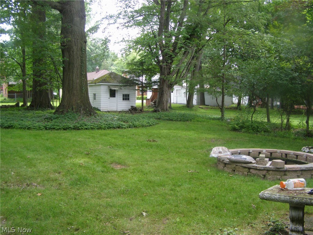 4502 Emerson Road Cleveland, OH 44121 - Photo 21 of 22