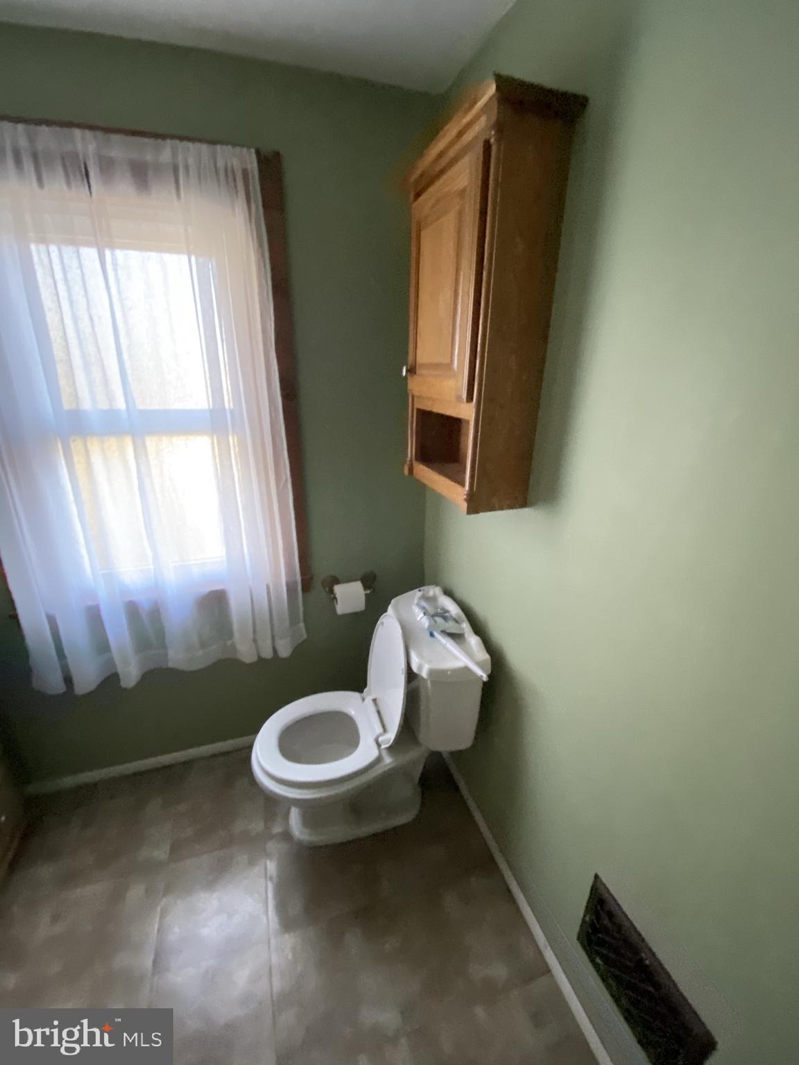 1902 Stoverstown Road Spring Grove, PA 17362 - Photo 17 of 43