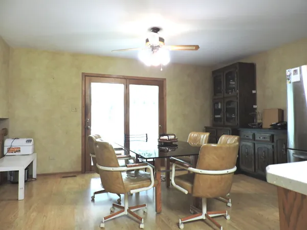 $344,900 | 6931 Coachwood Trail, Tinley Park, IL 60477