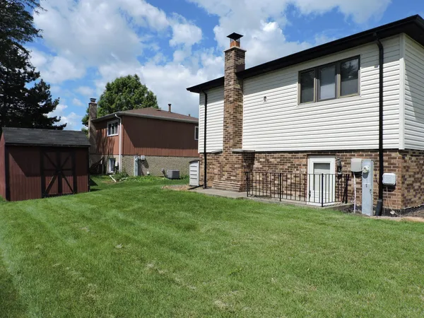 $344,900 | 6931 Coachwood Trail, Tinley Park, IL 60477
