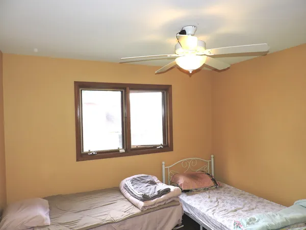 $344,900 | 6931 Coachwood Trail, Tinley Park, IL 60477