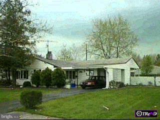 15 Broadleaf Road Levittown, PA 19057 - Photo 1 of 1 Gallery Image 1