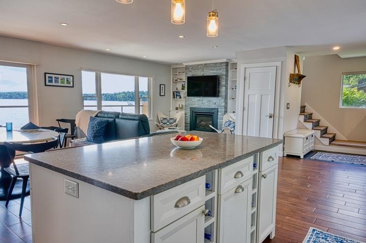 2214 Porters Point Road Colchester, VT 05446 - Photo 13 of 39