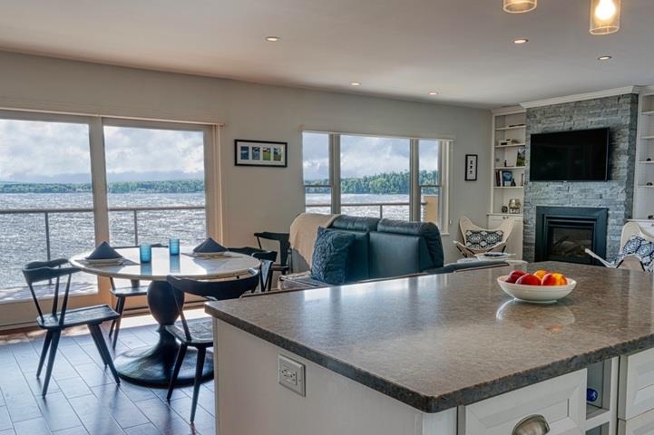 2214 Porters Point Road Colchester, VT 05446 - Photo 14 of 39