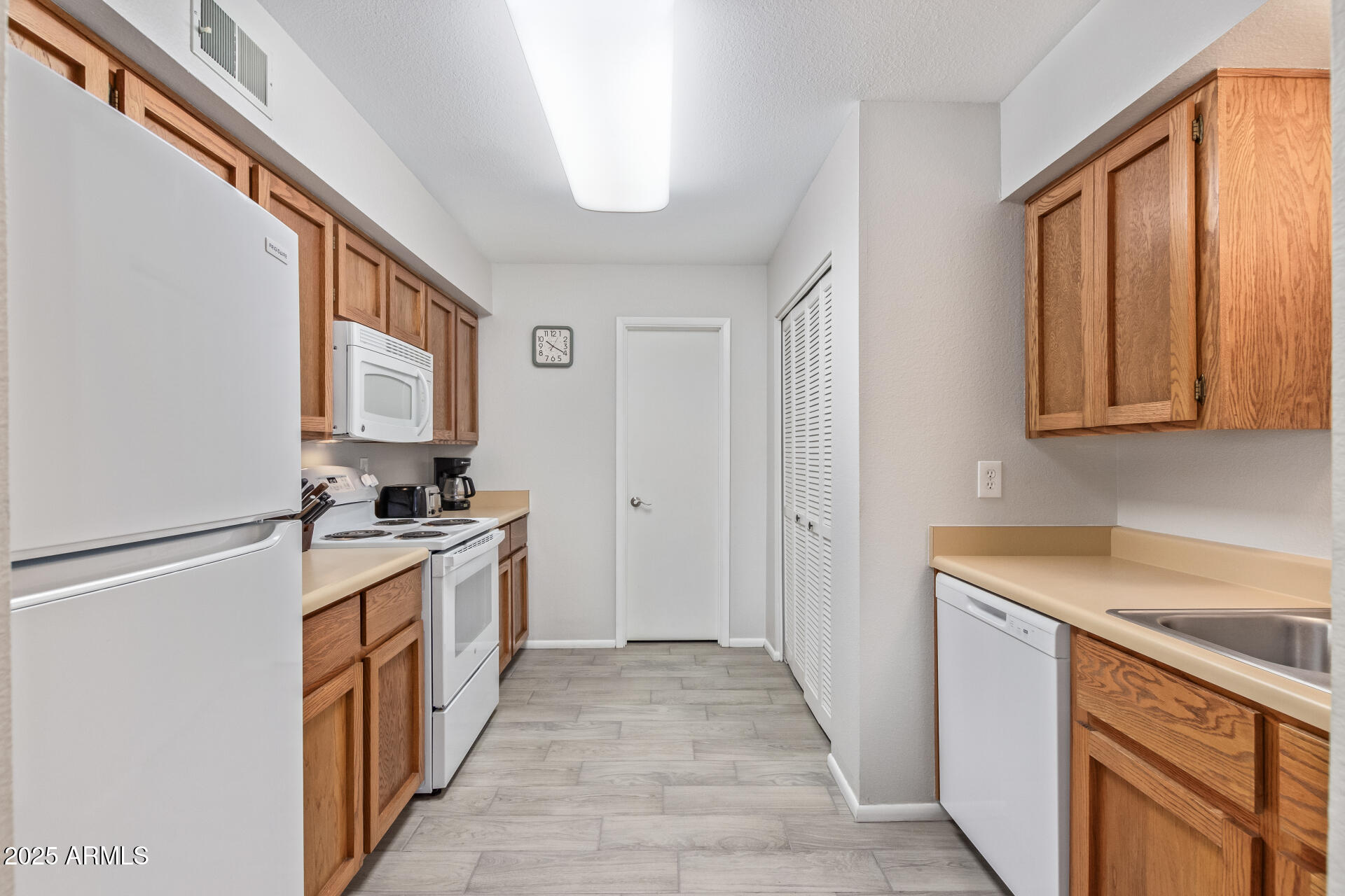 3270 South Goldfield Road, Unit 203 Apache Junction, AZ 85119 - Photo 8 of 25 14-Goldfield