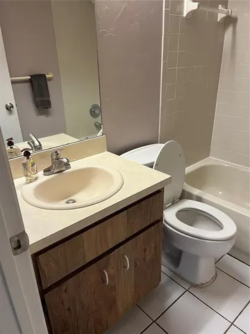 $1,850 | 10700 41st Court North, Clearwater, FL 33762