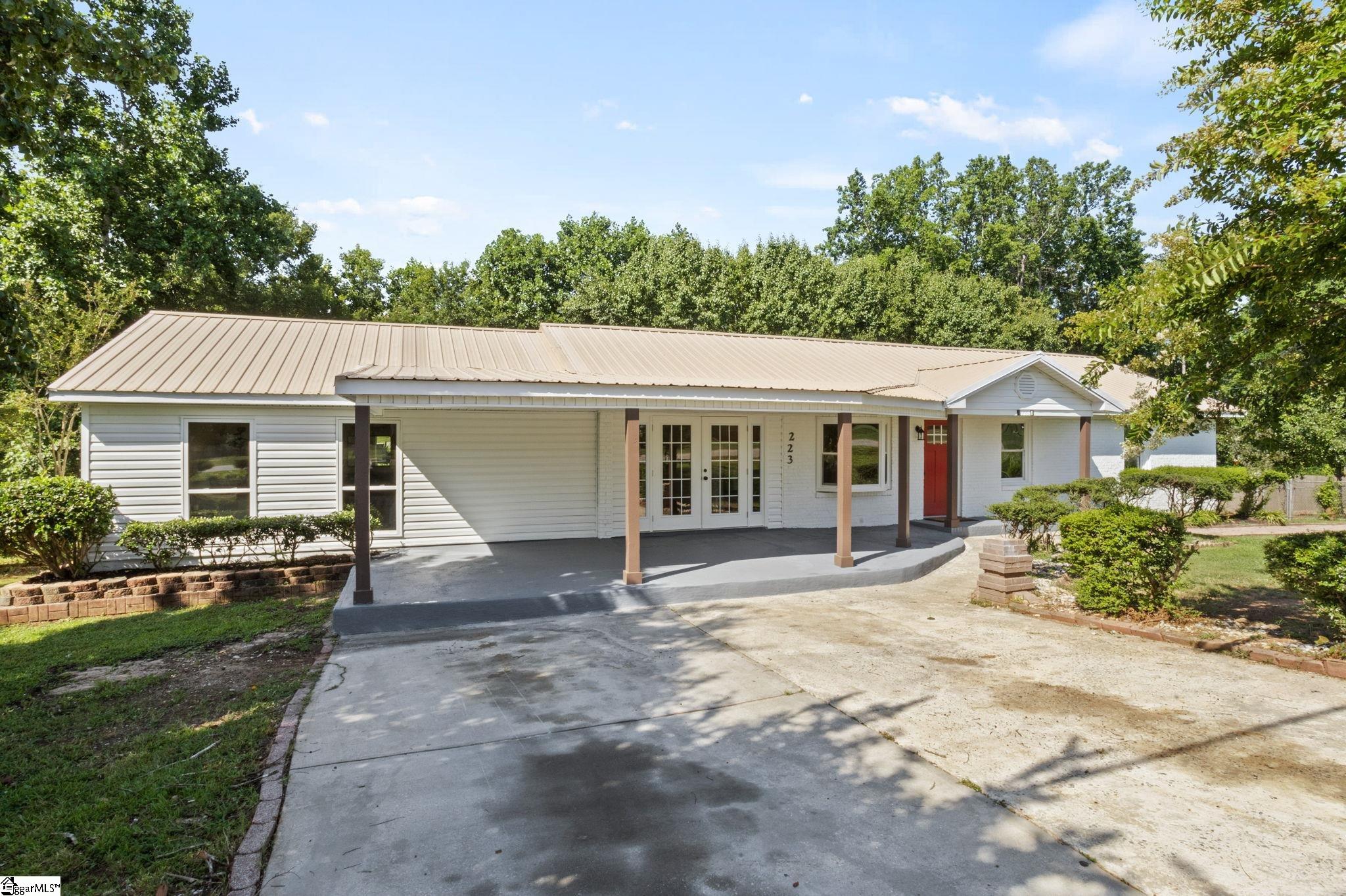 223 Speedway Drive Fountain Inn, SC 29644 - Photo 3 of 25 Gallery Image 3