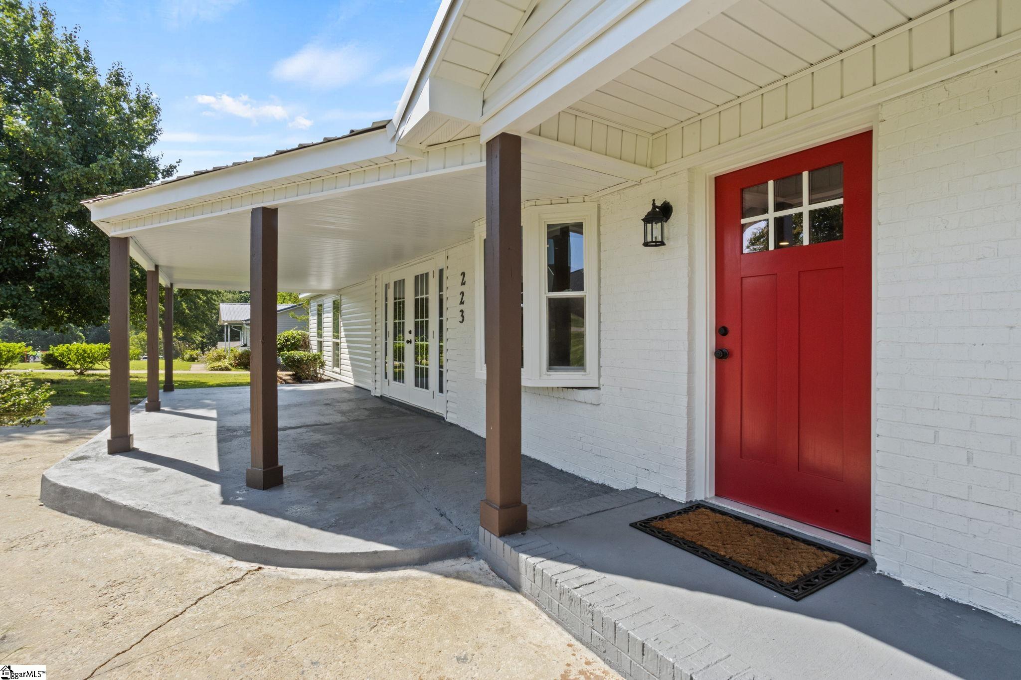 223 Speedway Drive Fountain Inn, SC 29644 - Photo 4 of 25 Gallery Image 4