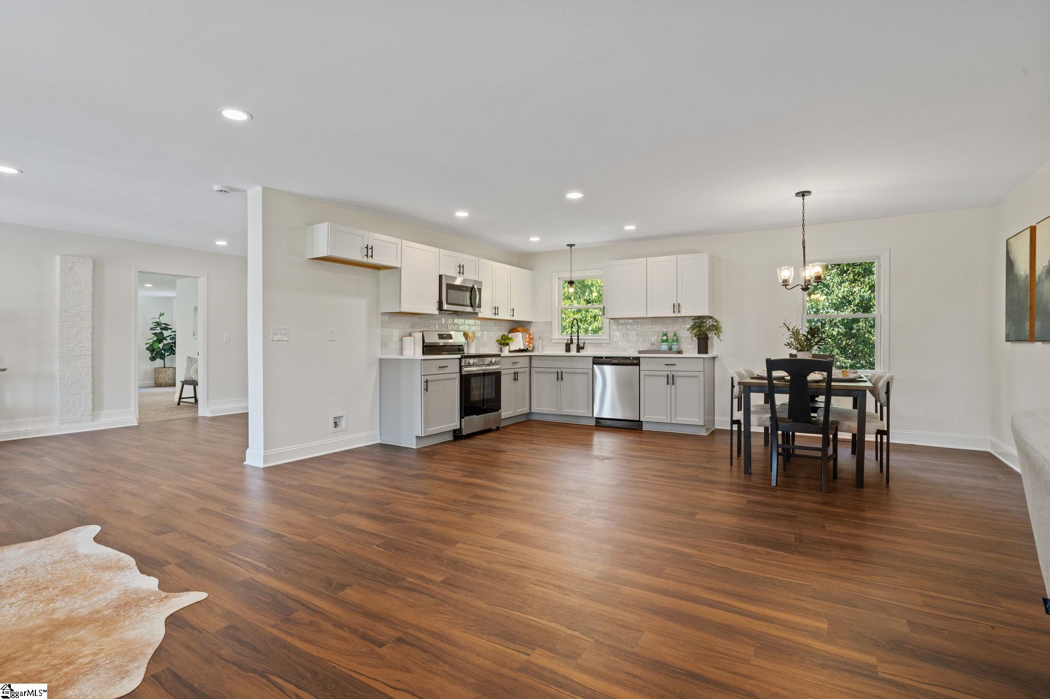 223 Speedway Drive Fountain Inn, SC 29644 - Photo 5 of 25 Gallery Image 5