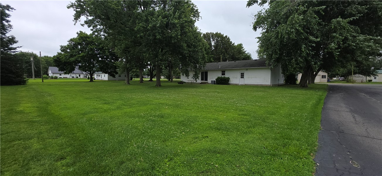 104 East Harrison Street Sigel, IL 62462 - Photo 26 of 29