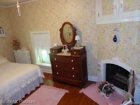 2370 Cullen Road Howell, MI 48855 - Photo 31 of 39 2nd Bedroom with Fireplace.jpg