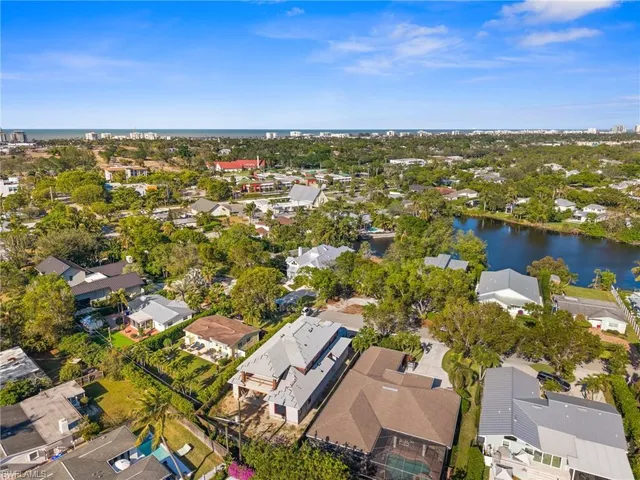 $4,948,000 | 1120 10th Avenue North, Naples, FL 34102