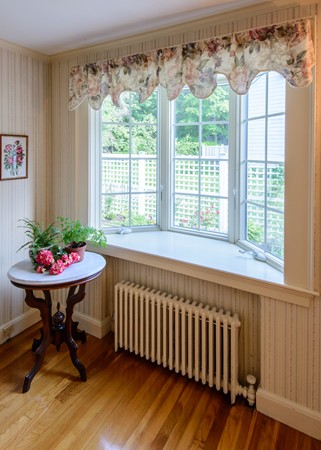 25 Keeling Road Wakefield, MA 01880 - Photo 4 of 27 Gallery Image 4