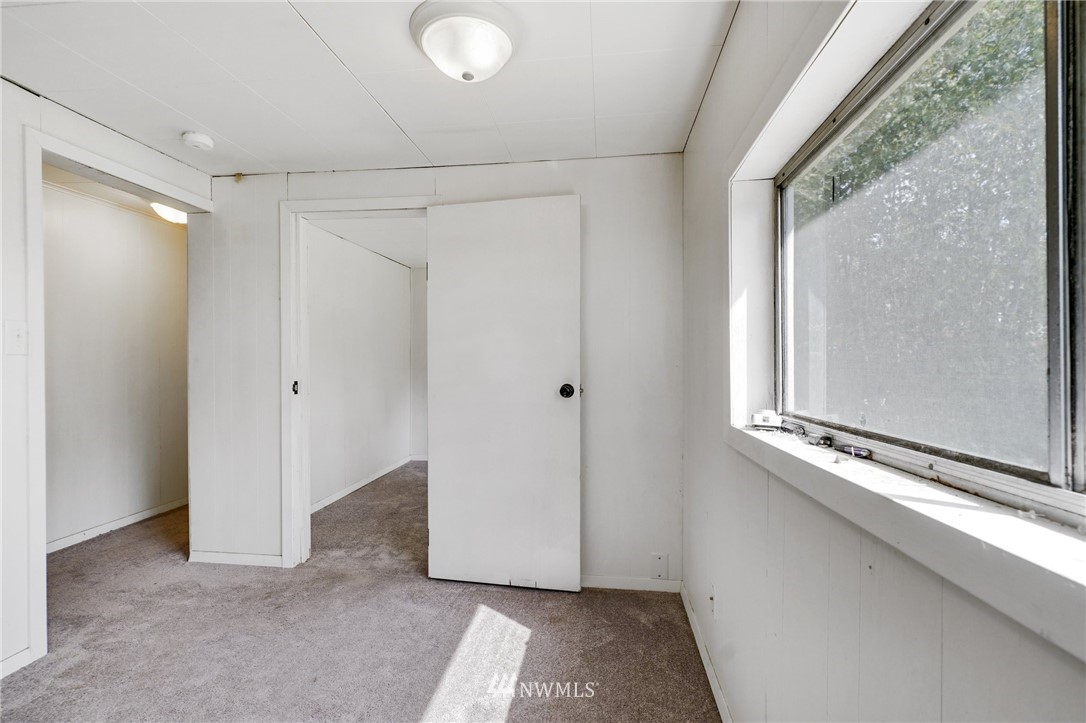 14019 Chain Lake Road Monroe, WA 98272 - Photo 21 of 32 a view of an empty room