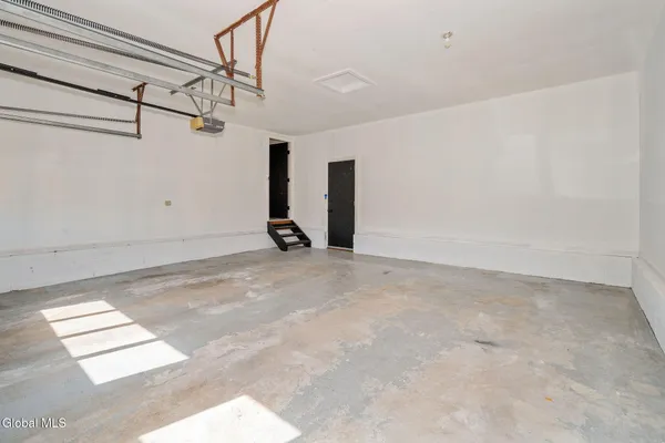 $449,999 | 5 Norland Court, Wilton, NY 12866