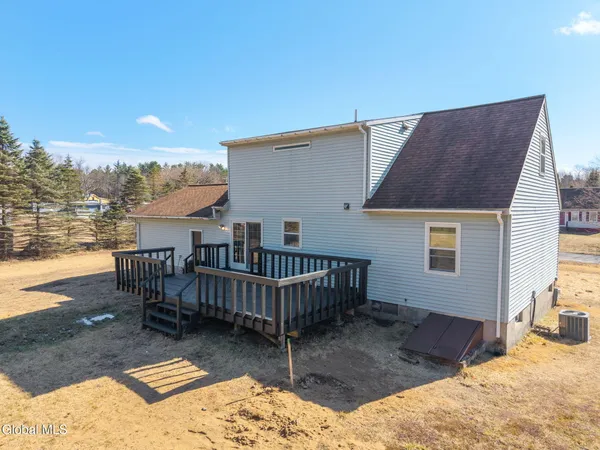 $449,999 | 5 Norland Court, Wilton, NY 12866