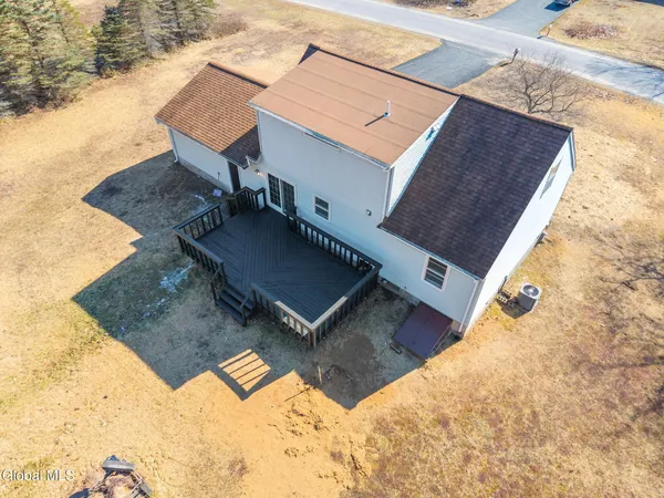 $449,999 | 5 Norland Court, Wilton, NY 12866