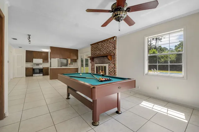 $3,100 | 2613 Killarney Way, Tallahassee, FL 32309